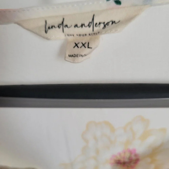 Linda Anderson Peasant Boho Floral 3/4 Sleeve Embroidered Tunic (Plus Size: XXL) - Picture 10 of 15